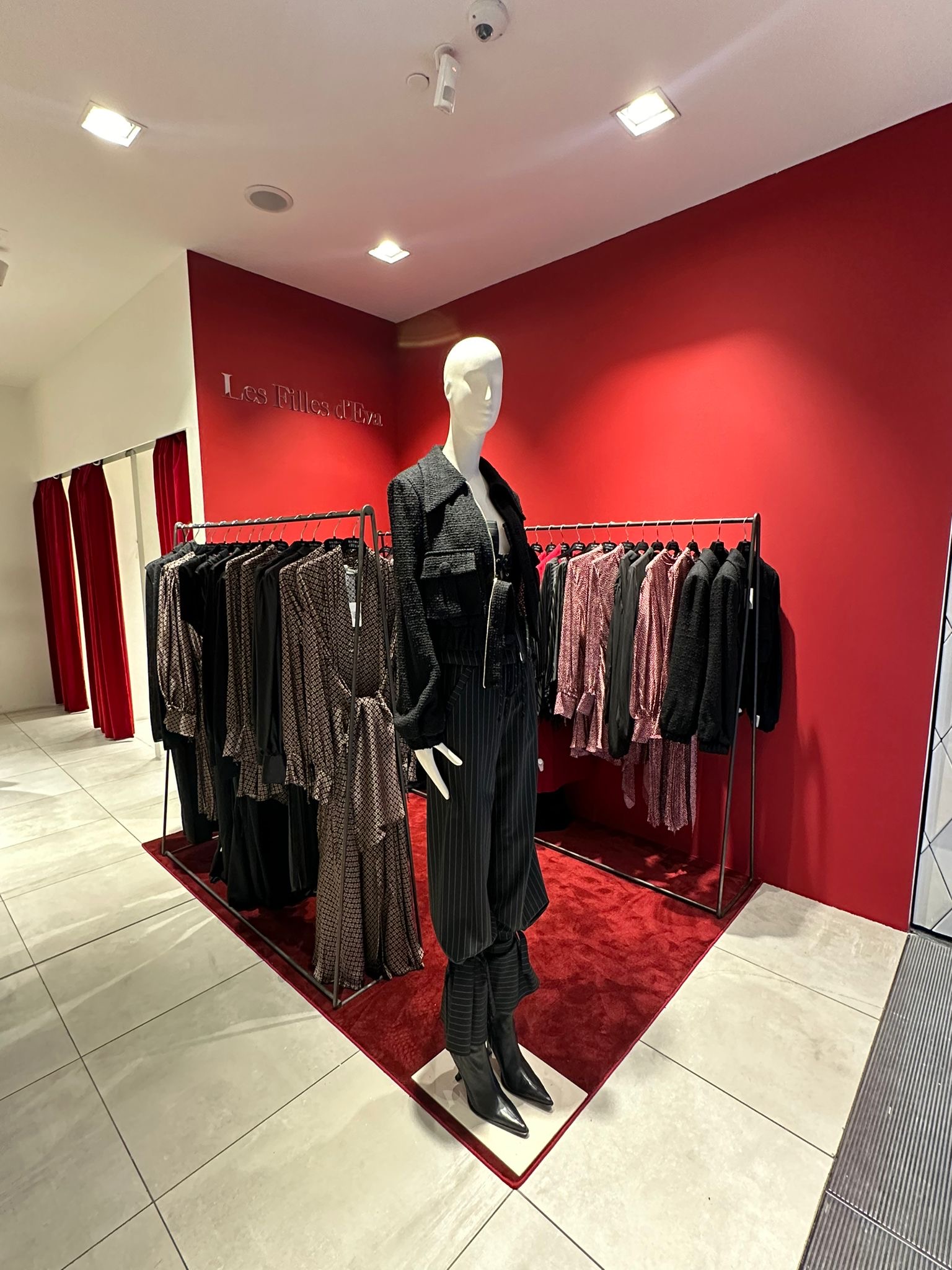 CORNER RINASCENTE FIRENZE